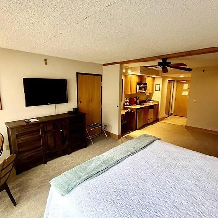 Mt Cb Mountain Side With King Bed, Hot Tub, Pool & Kitchen! Crested Butte Bagian luar foto