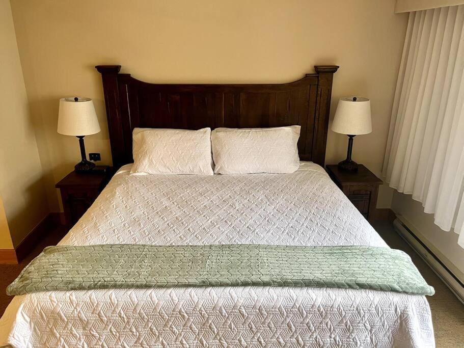 Mt Cb Mountain Side With King Bed, Hot Tub, Pool & Kitchen! Crested Butte Bagian luar foto